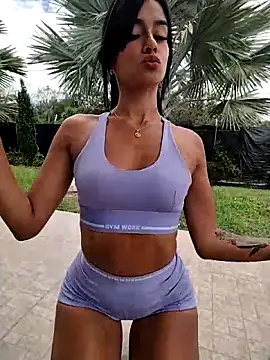 Juliana Xander online show from 10/13/25, 03:56