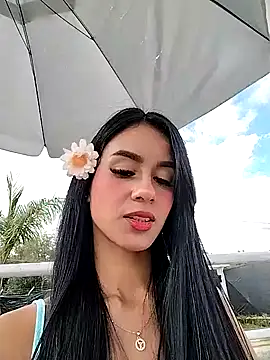 Juliana Xander online show from 10/24/25, 02:13