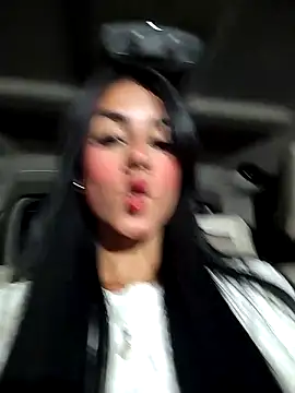 Juliana Xander online show from 11/09/25, 03:16