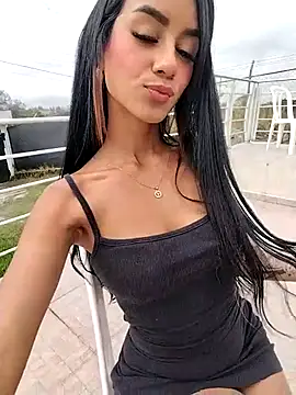 Juliana Xander online show from 11/26/25, 02:07