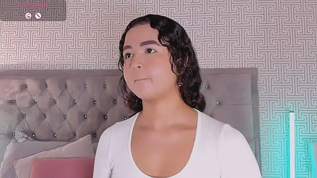Snapshot of Evaa_Lunna_ chatting on 06/17/26, 07:37 Evaa Lunna online show from 06/17/26, 07:37