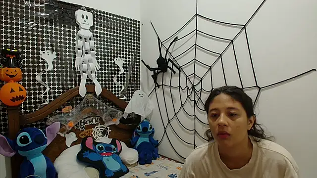 Aria Arthur online show from 10/21/25, 10:05