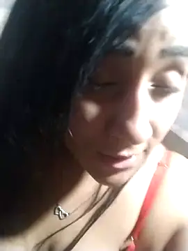 Snapshot of srtsara chatting on 09/15/25, 06:41 srtsara online show from 09/15/25, 06:41