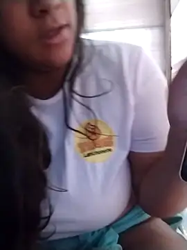 Snapshot of srtsara chatting on 11/25/25, 01:55 srtsara online show from 11/25/25, 01:55