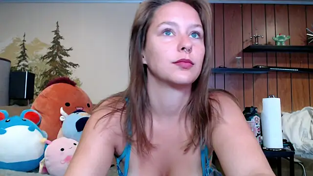 Snapshot of celeste_xxoo chatting on 09/26/25, 03:05 celeste xxoo online show from 09/26/25, 03:05