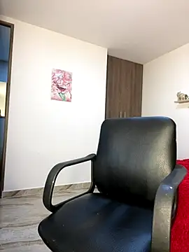 Snapshot of Vaneza_G1 chatting on 09/09/25, 01:38 Vaneza G1 online show from 09/09/25, 01:38