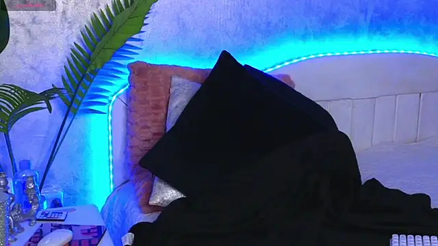 Aelorya online show from 10/24/25, 08:05