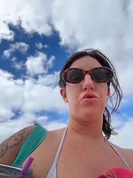 sweetsirenn online show from 04/15/26, 02:35