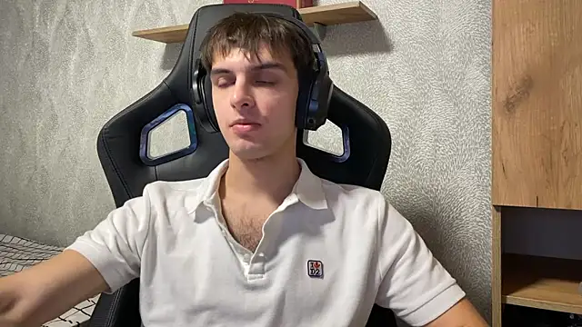 elliot scott online show from 10/07/25, 02:20