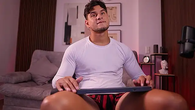 DaviesBrown online show from 02/10/26, 08:35