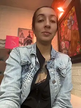 SALOME KORLAND online show from 04/09/26, 08:03