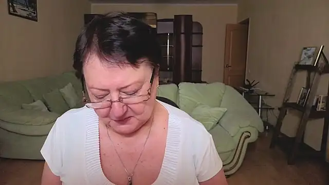 Margo Moll online show from 02/26/26, 01:32