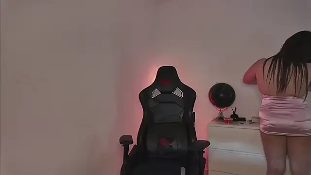 Luna Dollxh online show from 04/02/26, 02:47