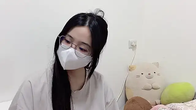 LHeart online show from 03/23/26, 01:59