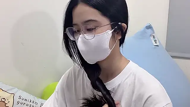 LHeart online show from 04/11/26, 03:16