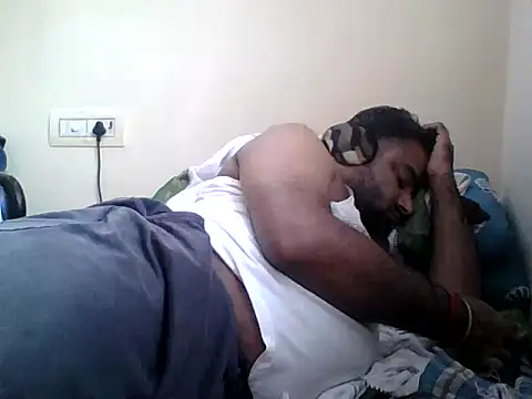 sree4143 online show from 09/11/25, 05:51