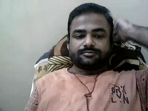 sree4143 online show from 09/17/25, 03:03
