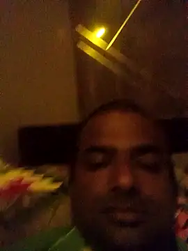 sree4143 online show from 11/11/25, 12:21