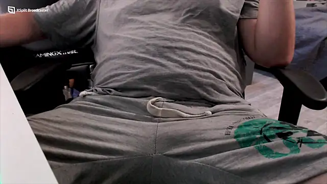 Snapshot of elgigologigante chatting on 09/20/25, 05:14 elgigologigante online show from 09/20/25, 05:14