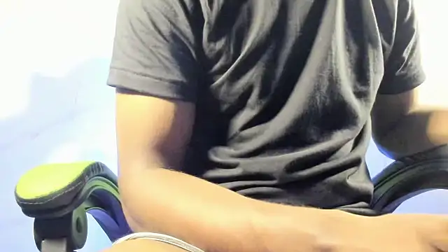 MR-Big penis online show from 10/31/25, 01:45