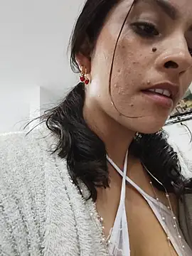 Fox Roxxan online show from 02/15/26, 07:51