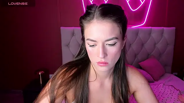 StacyWells online show from 09/21/25, 01:40