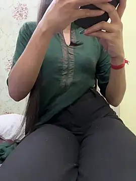 sneha 88 online show from 04/17/26, 06:38