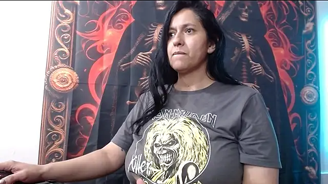 Snapshot of holydeath_1 chatting on 07/04/26, 08:26 holydeath 1 online show from 07/04/26, 08:26