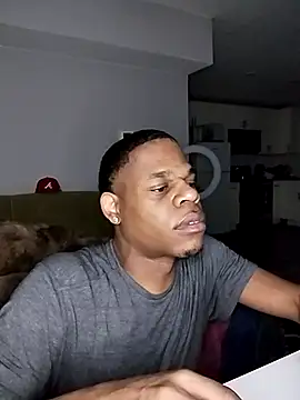 MrGreenbeanbean88 online show from 12/15/25, 05:12