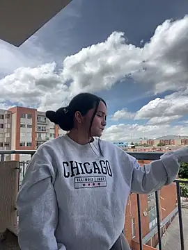 Nova Gabriela online show from 10/02/25, 02:57