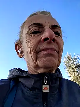 clarabell4 online show from 02/01/26, 08:57