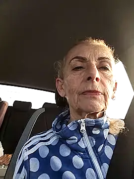 clarabell4 online show from 02/09/26, 07:45