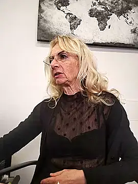 clarabell4 online show from 02/13/26, 08:43