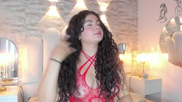 Yassy vazquez online show from 02/05/26, 07:40