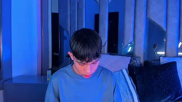 Sebax Young online show from 09/08/25, 08:41