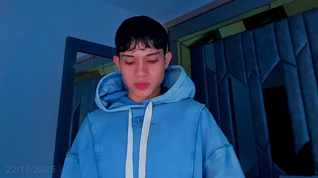 Sebax Young online show from 10/23/25, 03:39