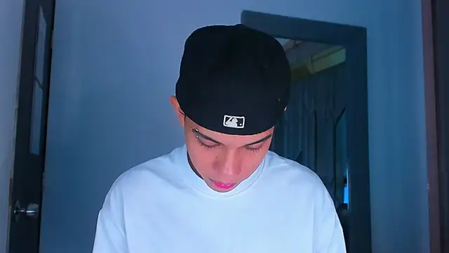 Sebax Young online show from 01/11/26, 08:25