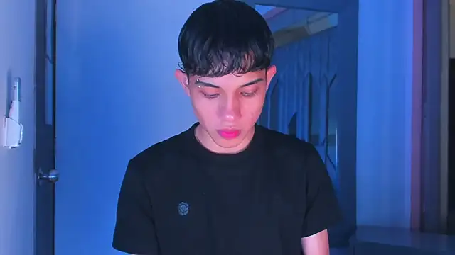 Sebax Young online show from 01/12/26, 08:58