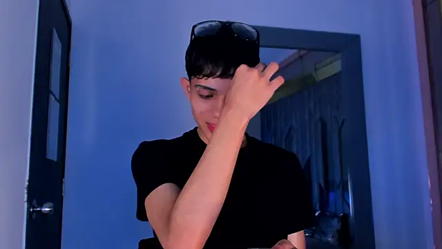 Sebax Young online show from 03/07/26, 09:34