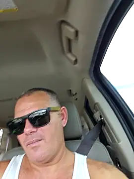 cubanitofeliz40 online show from 10/06/25, 06:27