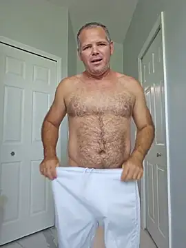 cubanitofeliz40 online show from 07/15/26, 06:02