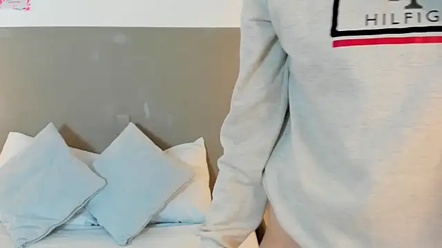 emma fhox online show from 10/08/25, 02:20