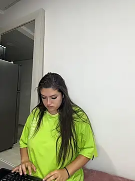 Snapshot of nicolexxaleja chatting on 07/01/26, 04:25 nicolexxaleja online show from 07/01/26, 04:25