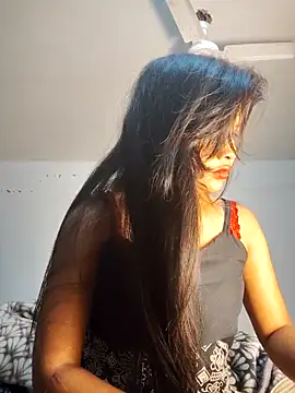 cute radhikaa online show from 02/05/26, 04:17