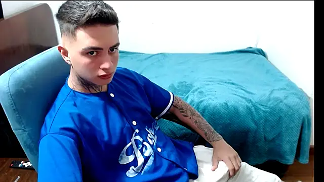 santii ss online show from 09/11/25, 12:33