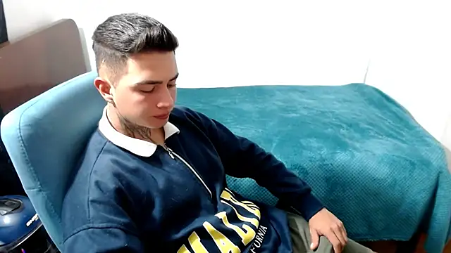 santii ss online show from 10/05/25, 02:10