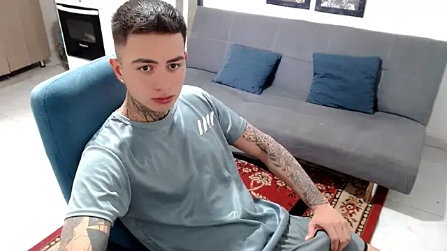 santii ss online show from 12/15/25, 03:16