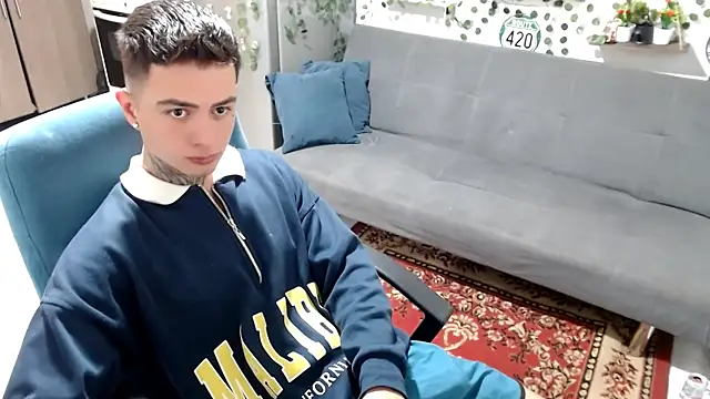 santii ss online show from 02/14/26, 02:47