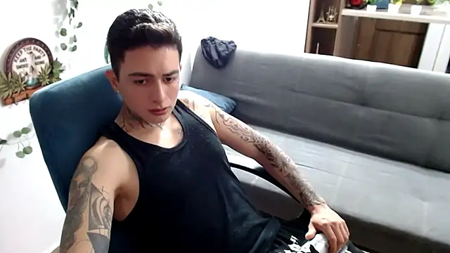 santii ss online show from 04/05/26, 02:42