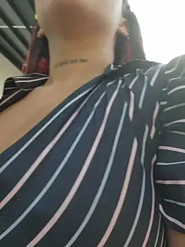 Yessica Lopezz online show from 12/02/25, 12:21